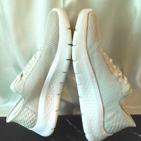 EUC ~ SKECHERS GO WALK SLIP-INS WOMENS FLEX TAUPE SIZE 9.5 - Picture 7 of 9